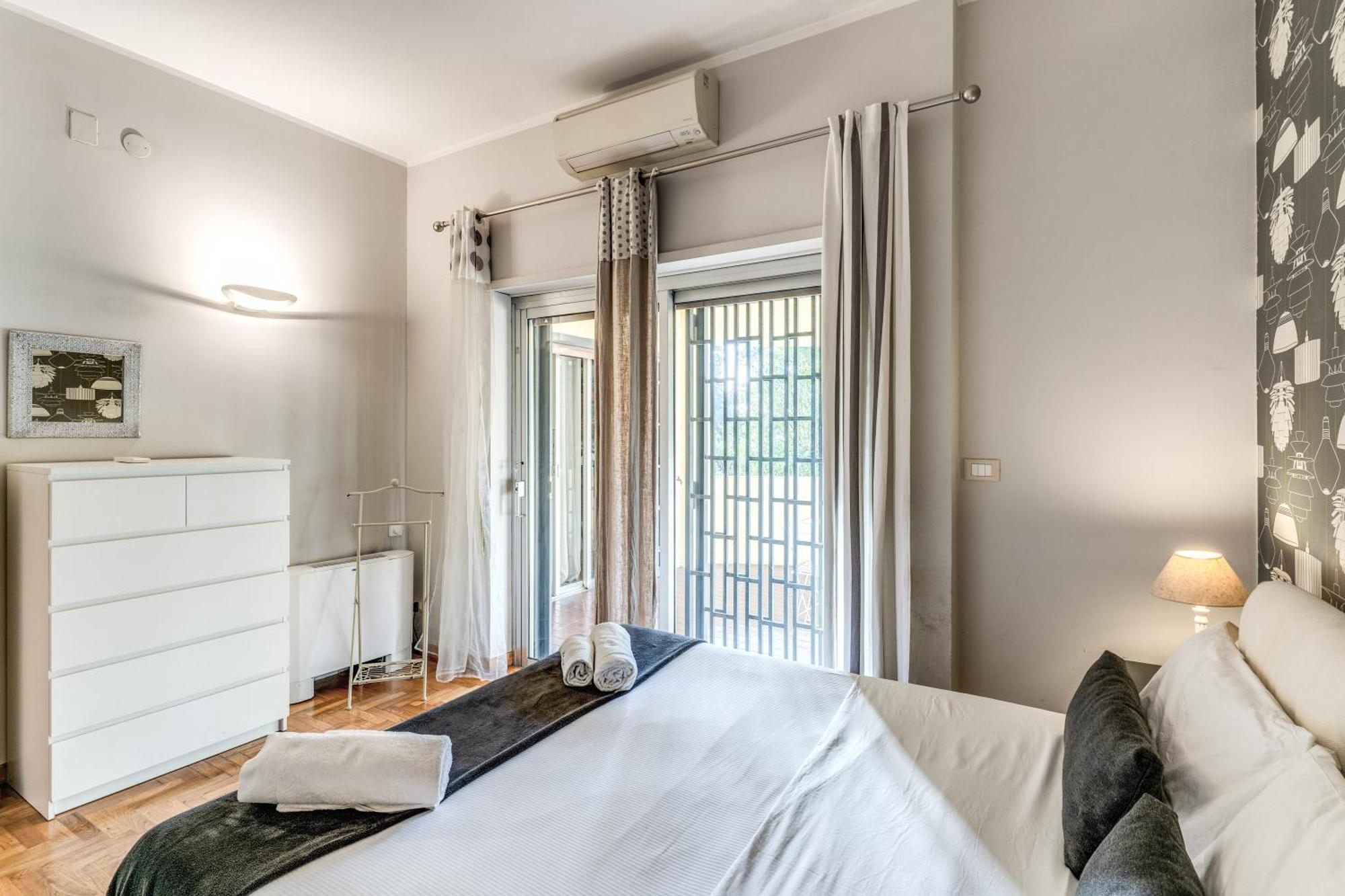Romantic Piccolomini Lux Guest House Exteriör bild